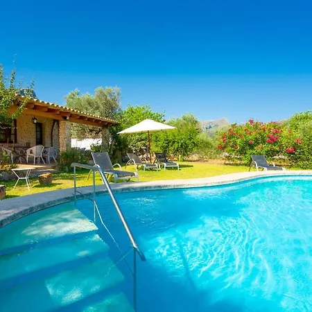 Can Llobera Villa